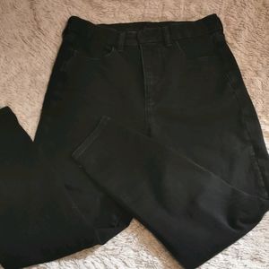AEO Black Curvy Super Hi-Rise Jegging